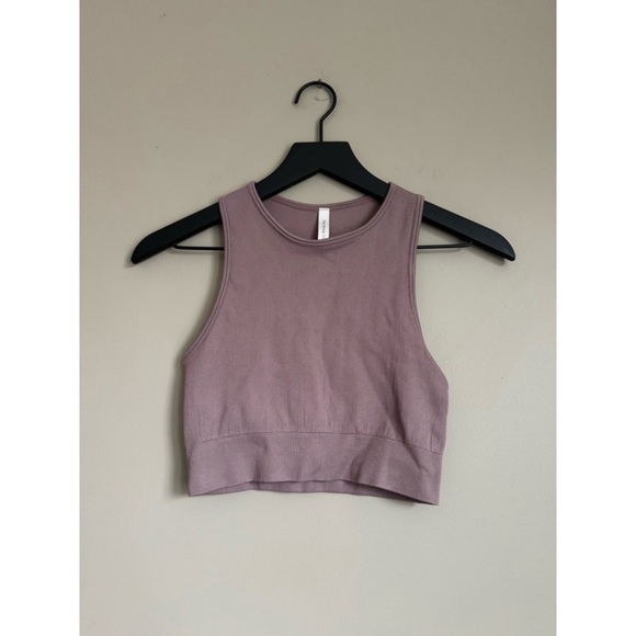 Aritzia Tops - ARITZIA THE GROUP BY BABATON Mauve Seamless Crop Tank